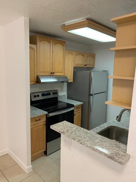 Tiny photo for 9916 TWIN LAKES Drive #33-C, Coral Springs, FL 33071 (MLS # B26087412)