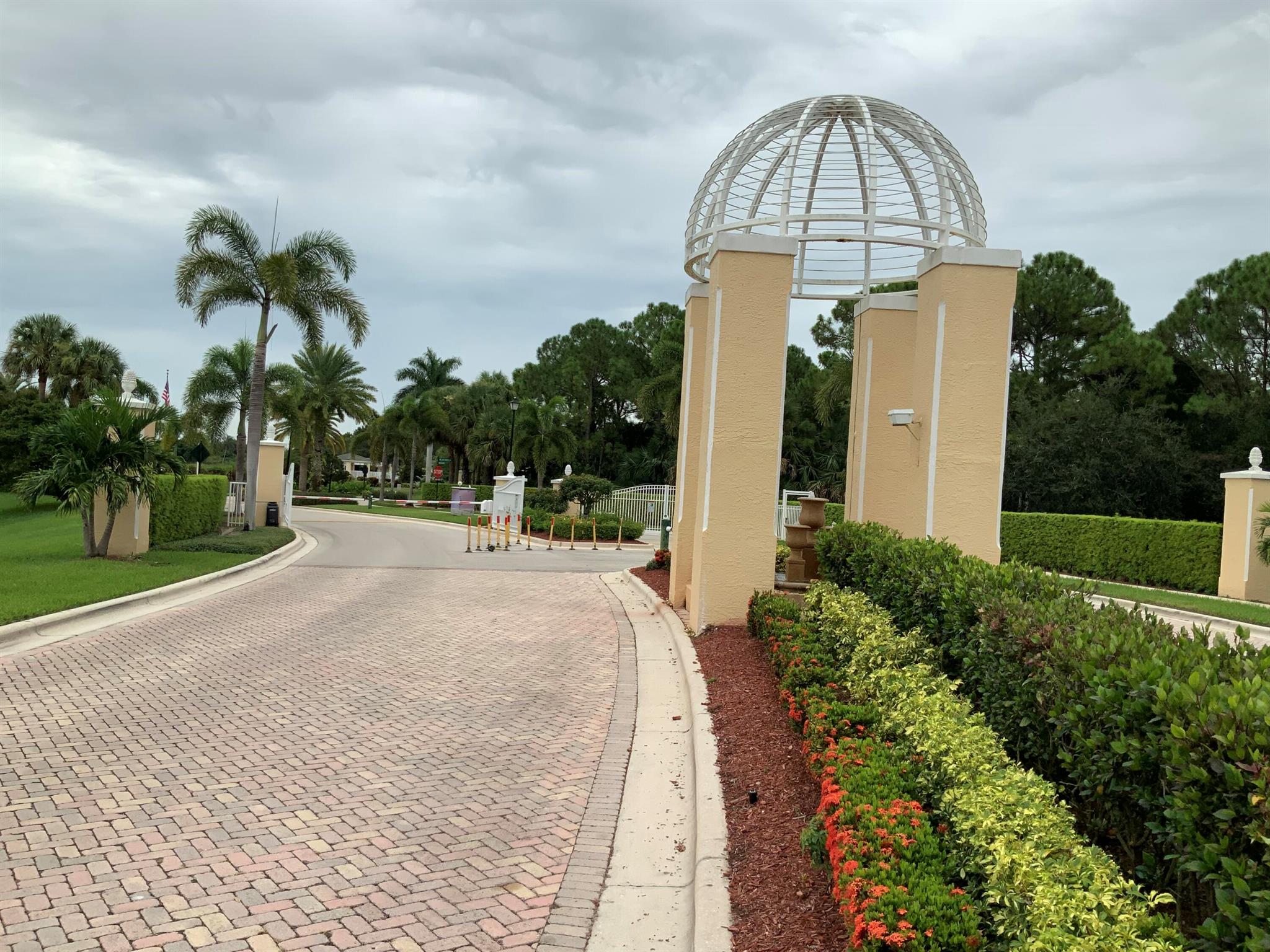 LAKEFOREST AT ST LUCIE WE - Residential