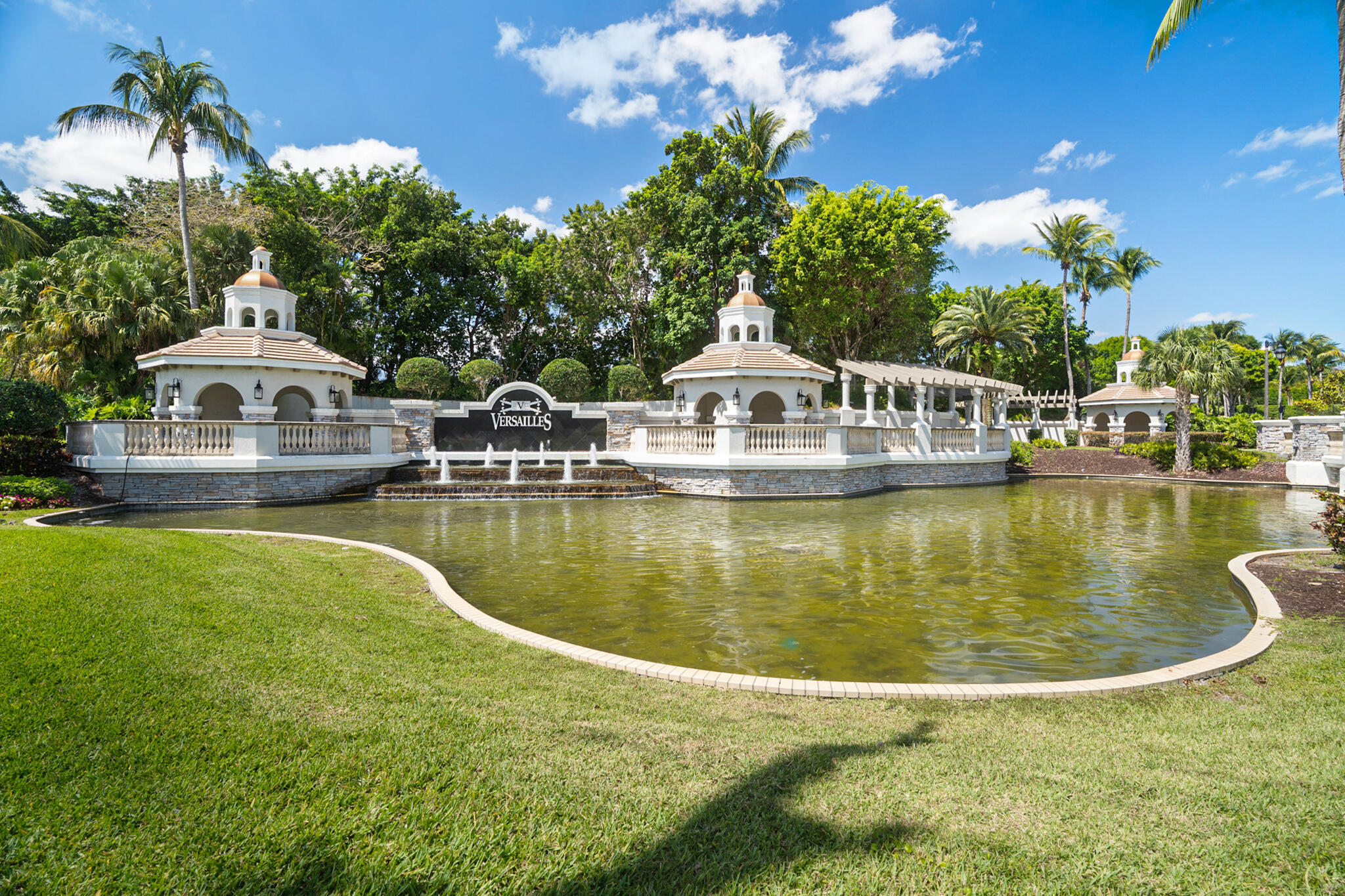 VERSAILLES - Residential