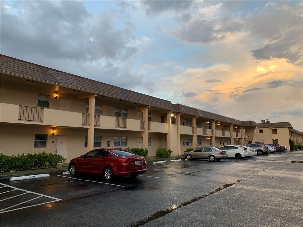 Photo of 7401 NW 85th St #101, Tamarac, FL 33321 (MLS # F10383099)