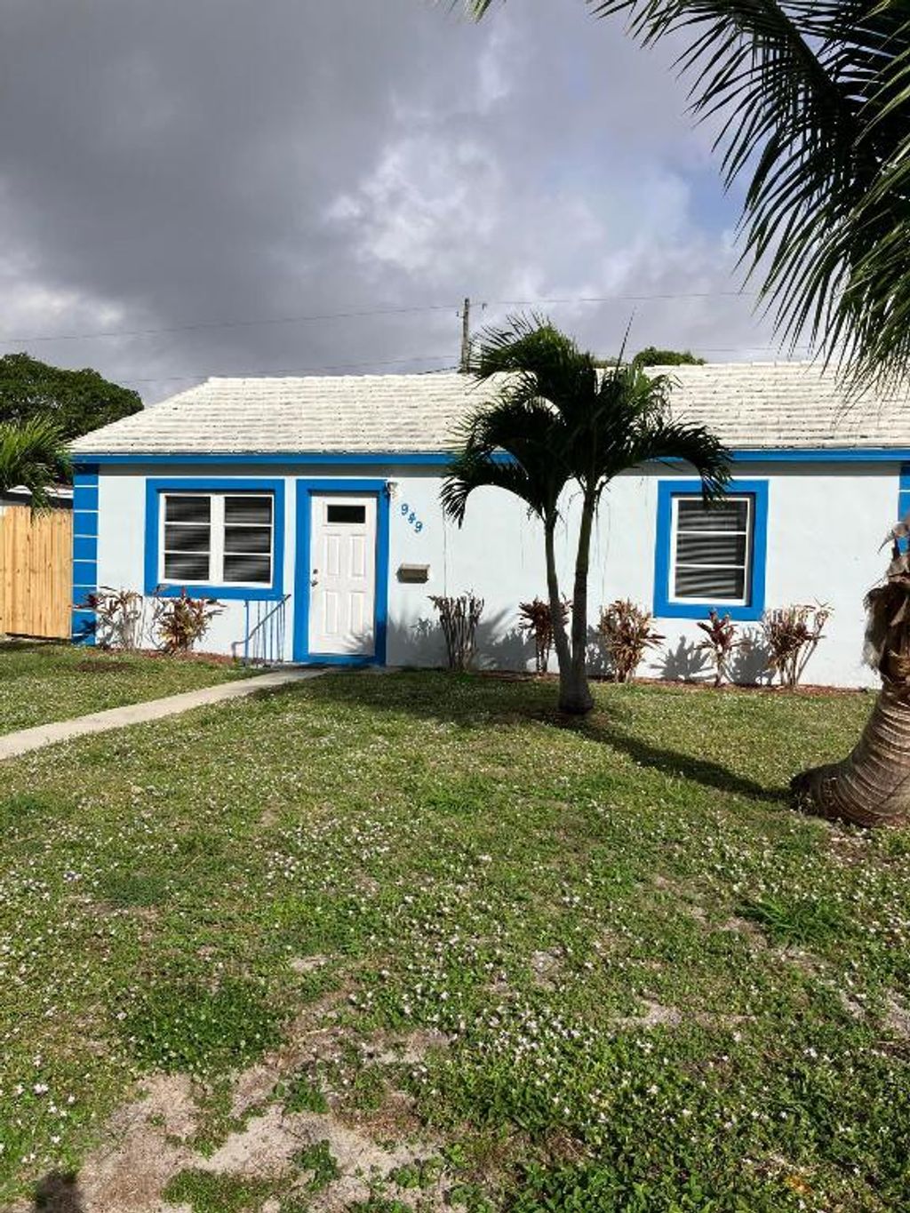 Photo of 949 30th Street, West Palm Beach, FL 33407 (MLS # R11149888)