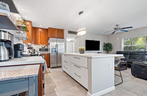 4050 NE 12th Ter 36-2 Oakland Park FL 33334