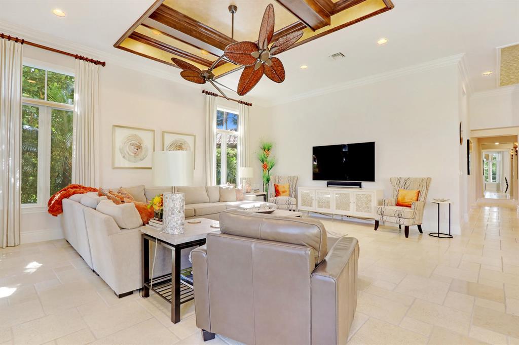 HARBOUR ISLES - Residential