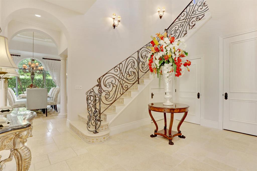 HARBOUR ISLES - Residential