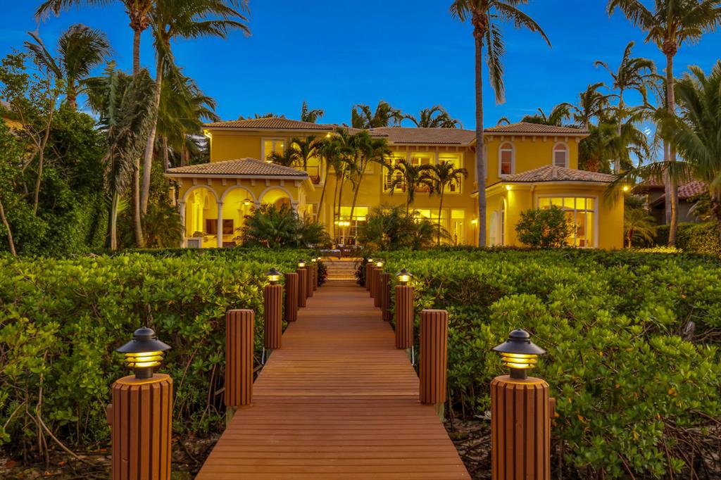 HARBOUR ISLES - Residential