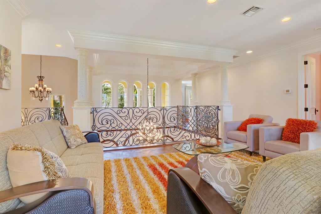 HARBOUR ISLES - Residential