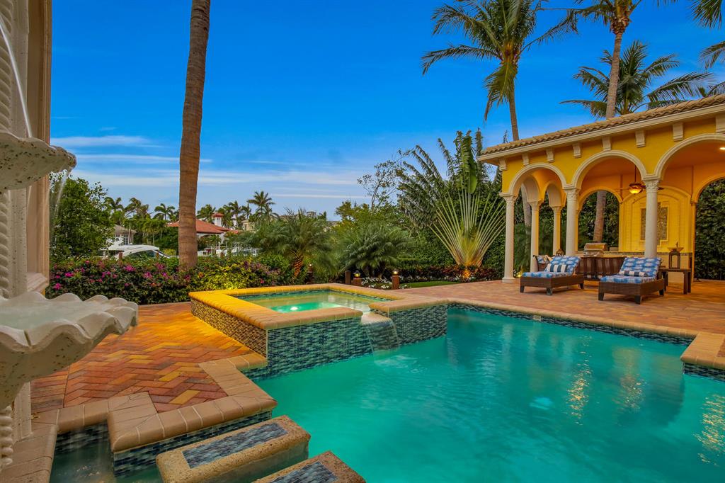 HARBOUR ISLES - Residential