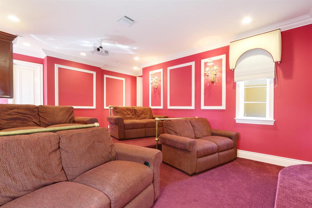 HARBOUR ISLES - Residential