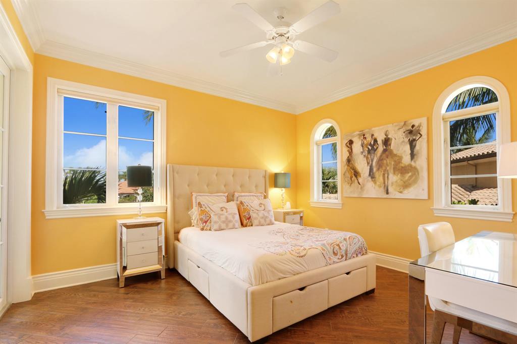 HARBOUR ISLES - Residential