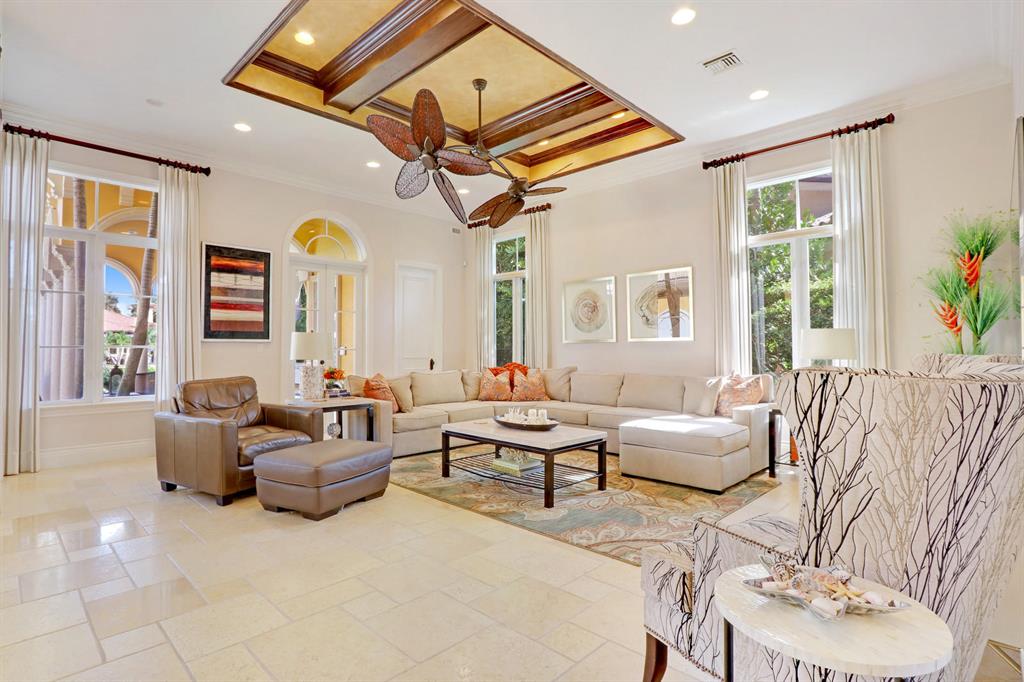 HARBOUR ISLES - Residential