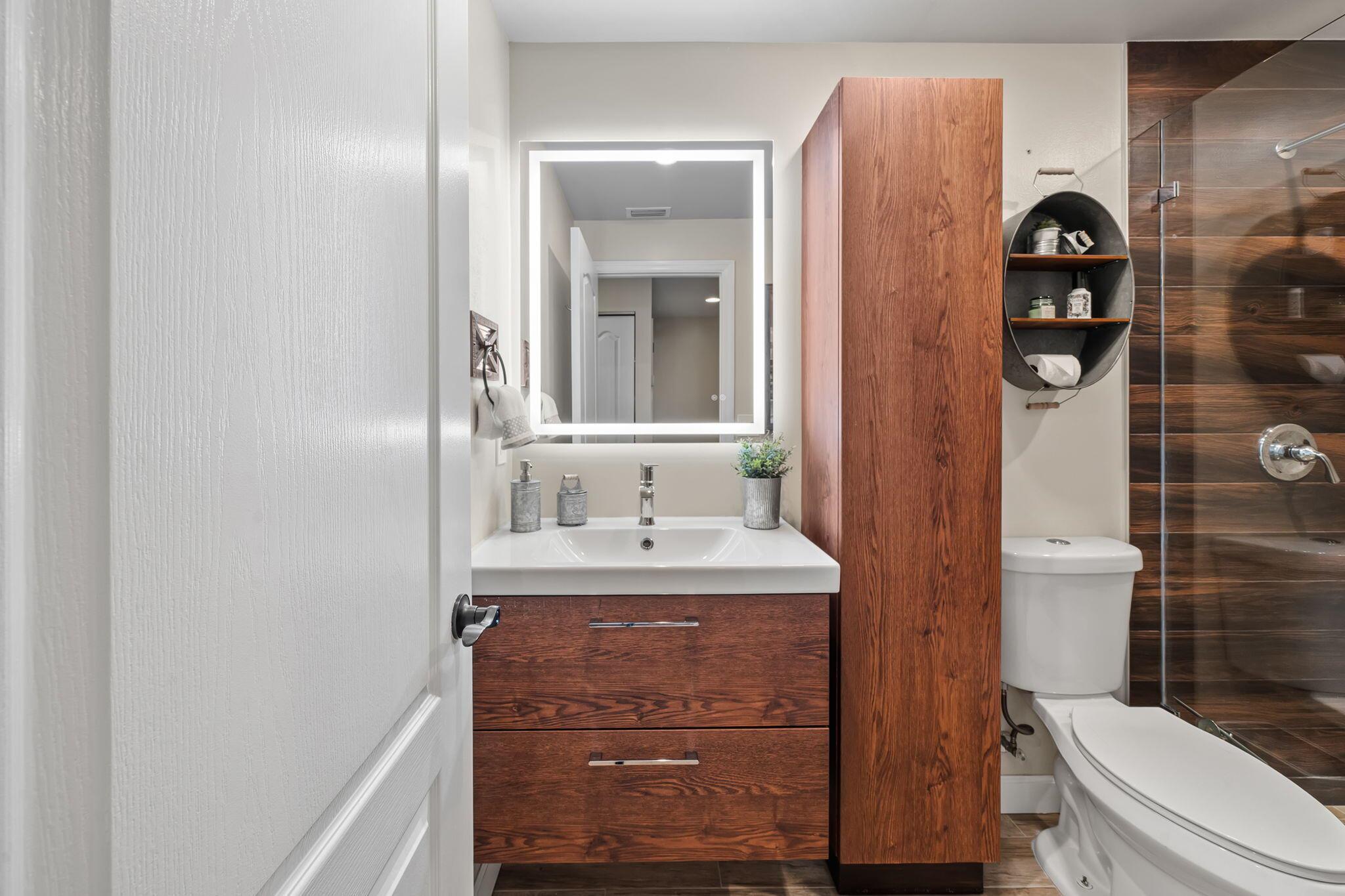 SEMINOLE ESTATES & TOWNHO - Residential Lease