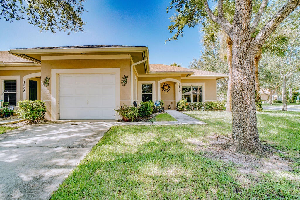Photo of 1870 S Dovetail A2 Drive #2, Fort Pierce, FL 34982 (MLS # R11007013)