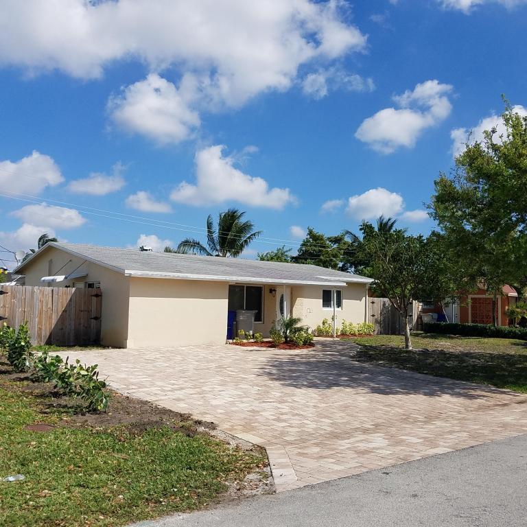 CRESTHAVEN NO 9 REPLAT 46-1 B LOT 15 BLK 3 - Residential Lease