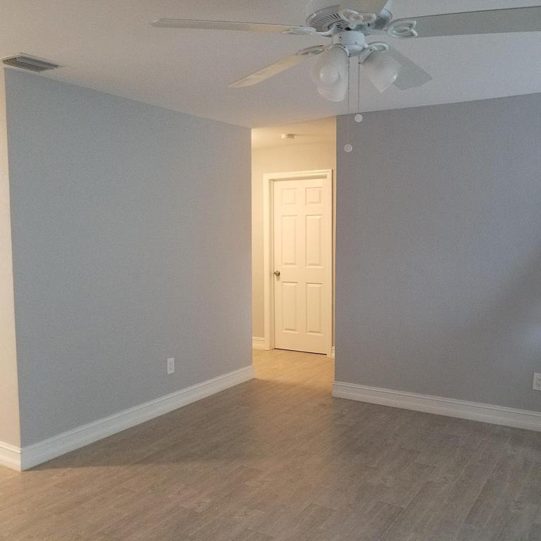 CRESTHAVEN NO 9 REPLAT 46-1 B LOT 15 BLK 3 - Residential Lease