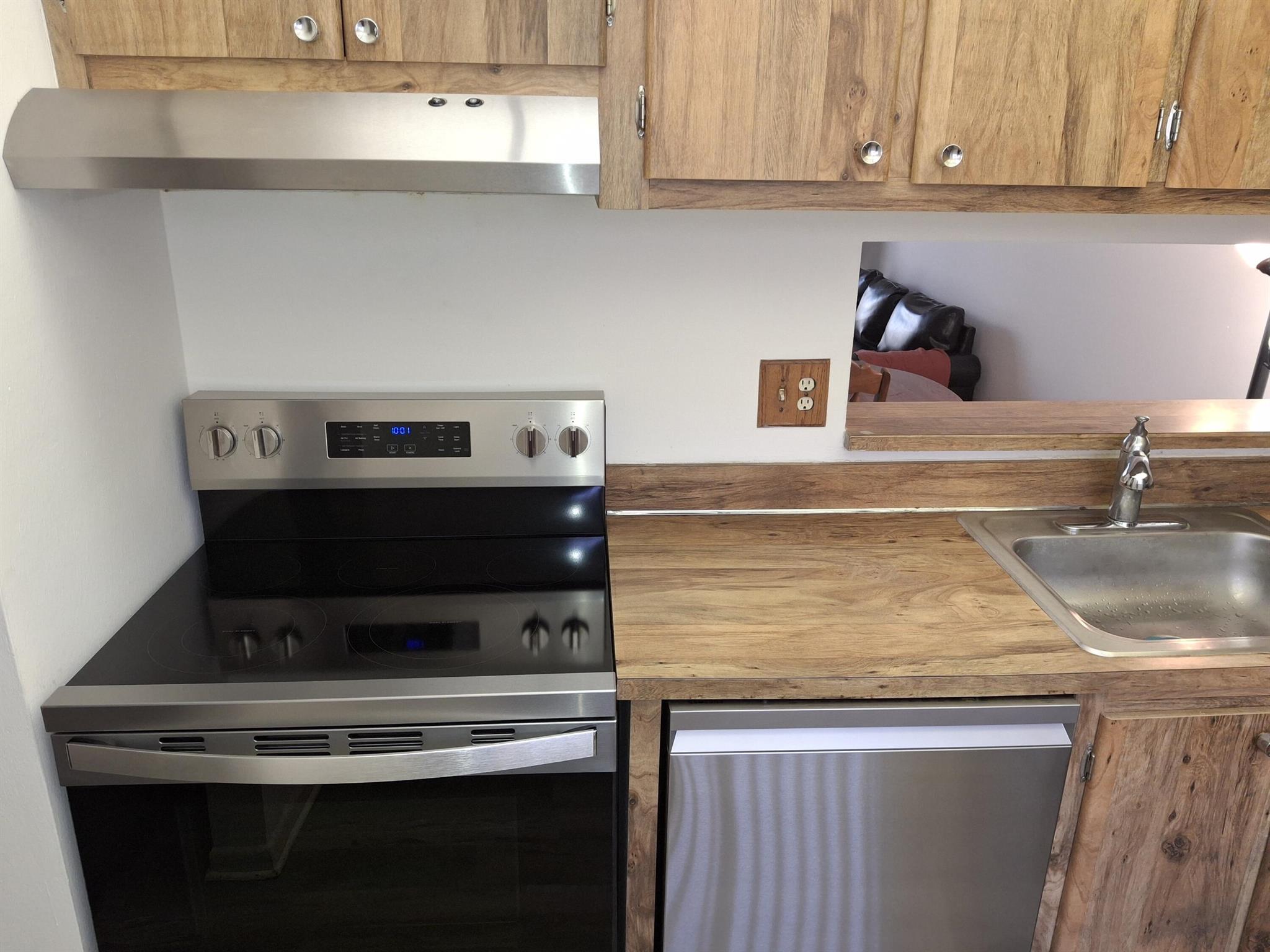 5220 Las Verdes Circle 304