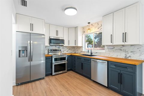 916 S B St Lake Worth Beach FL 33460