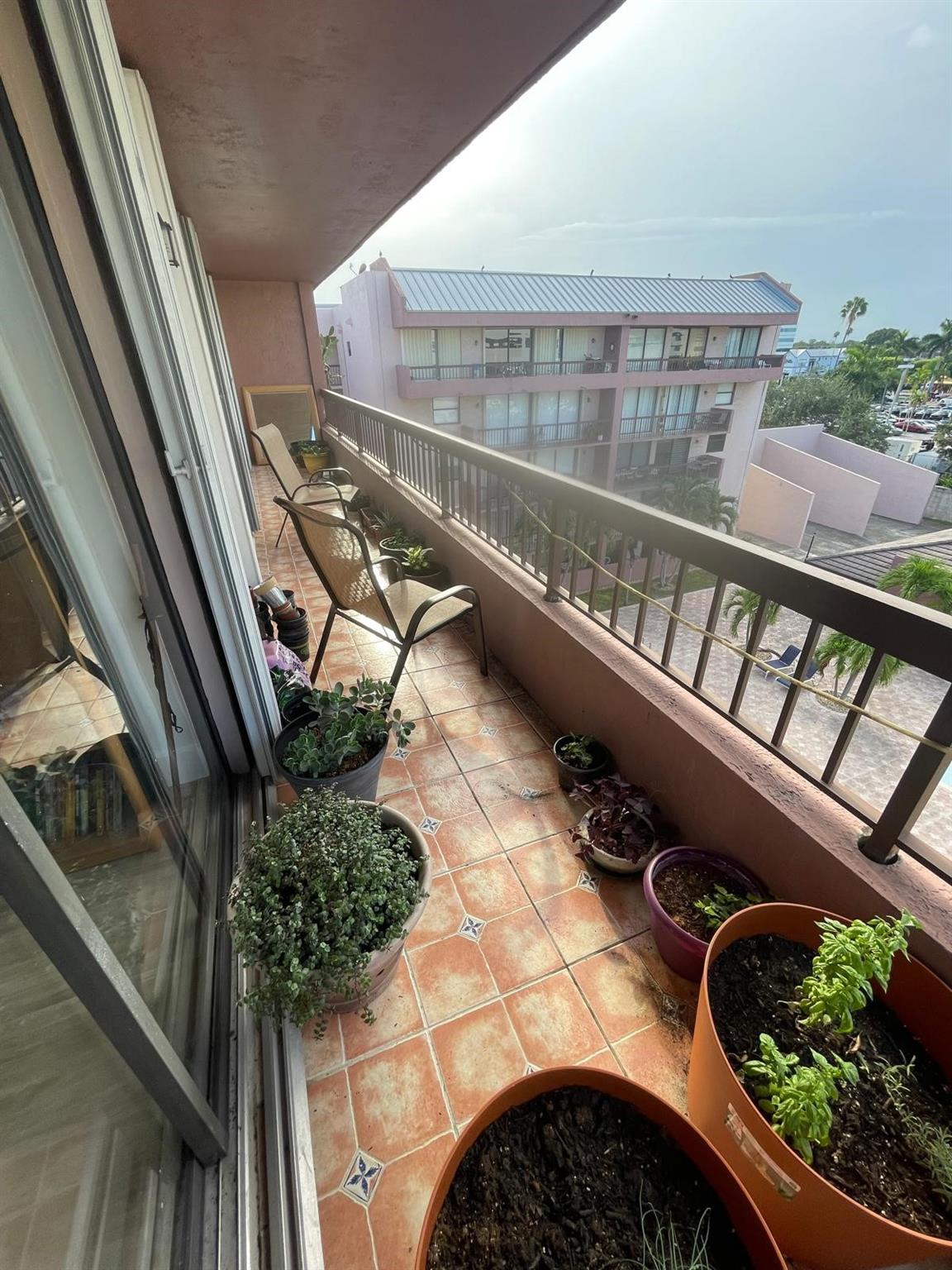 Futura Gables Condo - Residential Lease