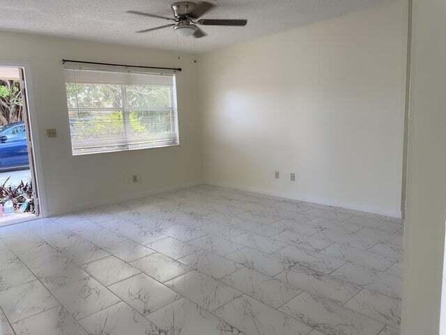 PINE AIR 6 - Residential Lease