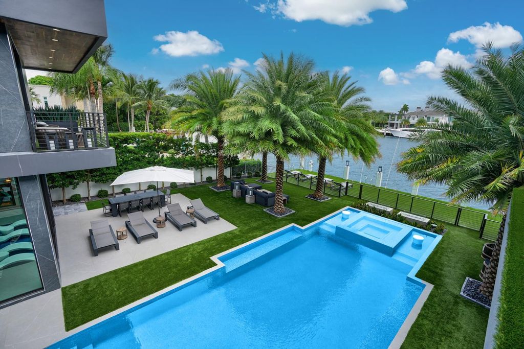 Photo of 671 Middle River Drive, Fort Lauderdale, FL 33304 (MLS # B26016102)