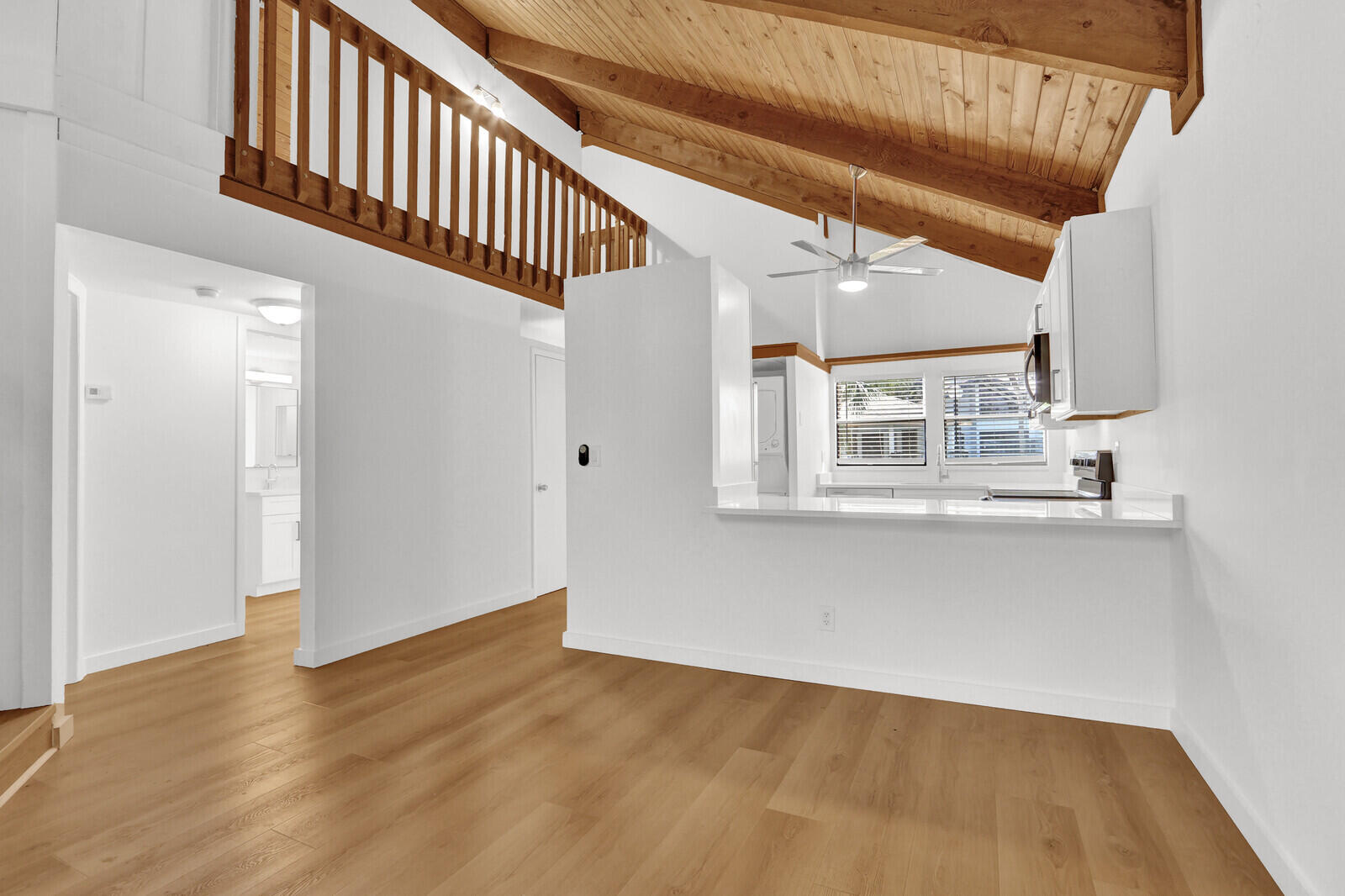 TIMBERCREEK TOWNHOMES & VILLAS - Residential Lease