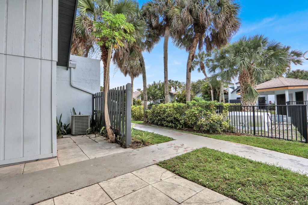 Photo of 100 Sparrow Drive #20, Royal Palm Beach, FL 33411 (MLS # B26002491)