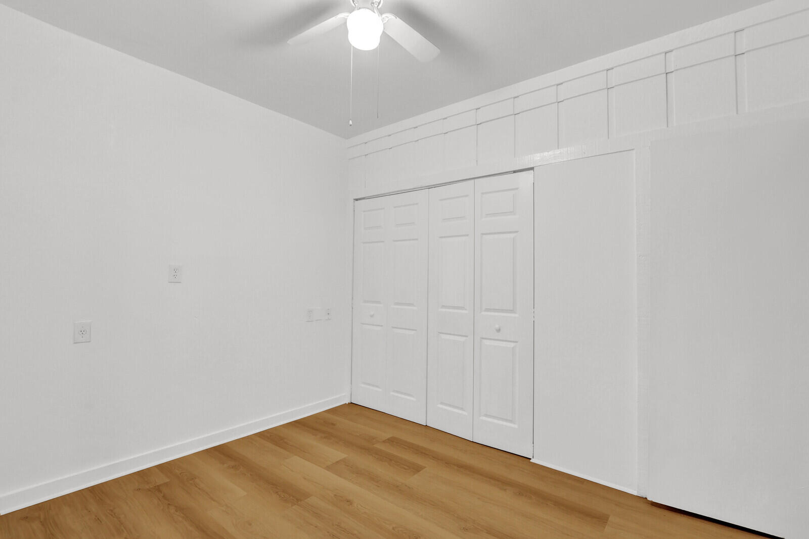 TIMBERCREEK TOWNHOMES & VILLAS - Residential Lease