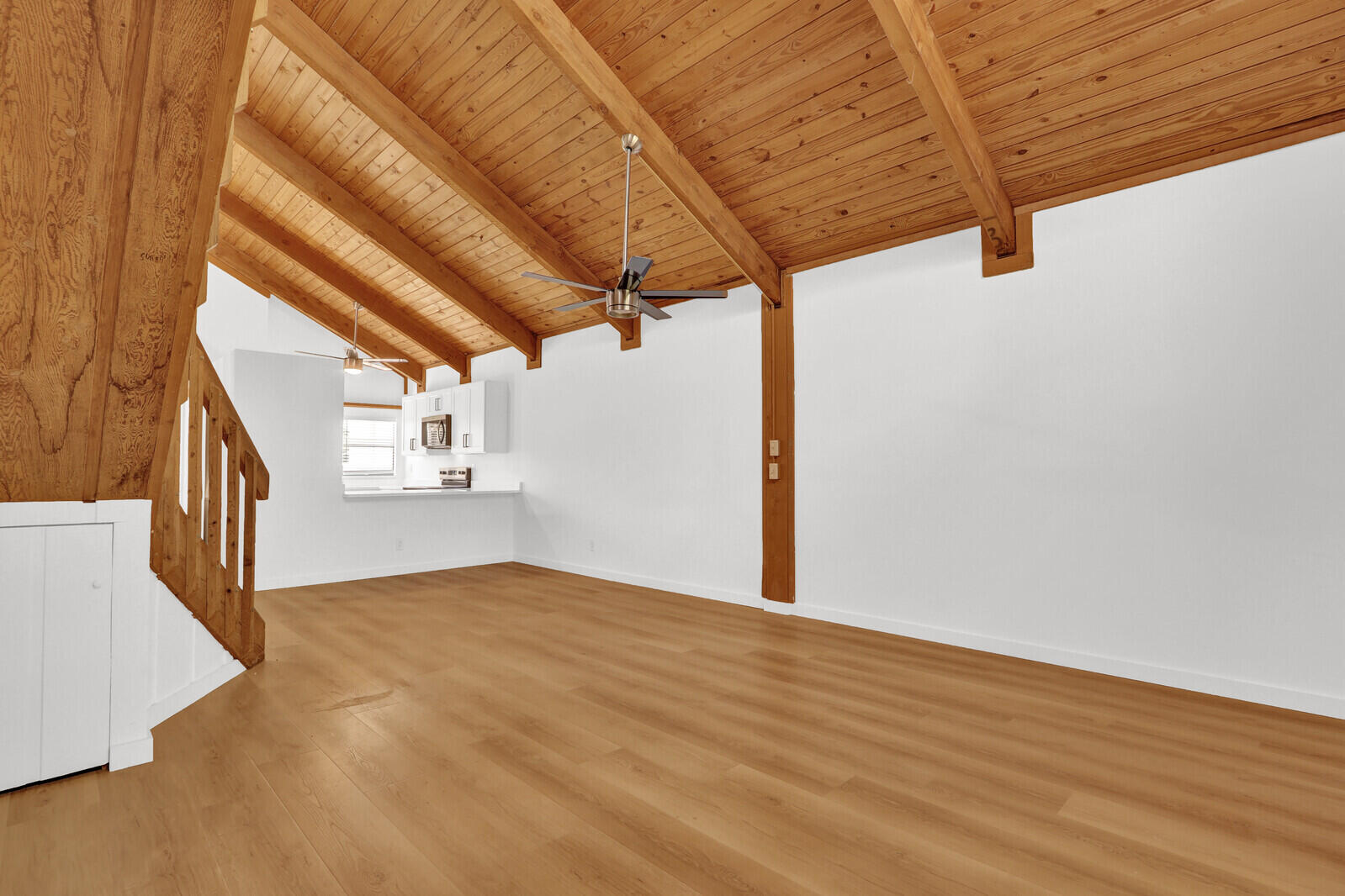 TIMBERCREEK TOWNHOMES & VILLAS - Residential Lease