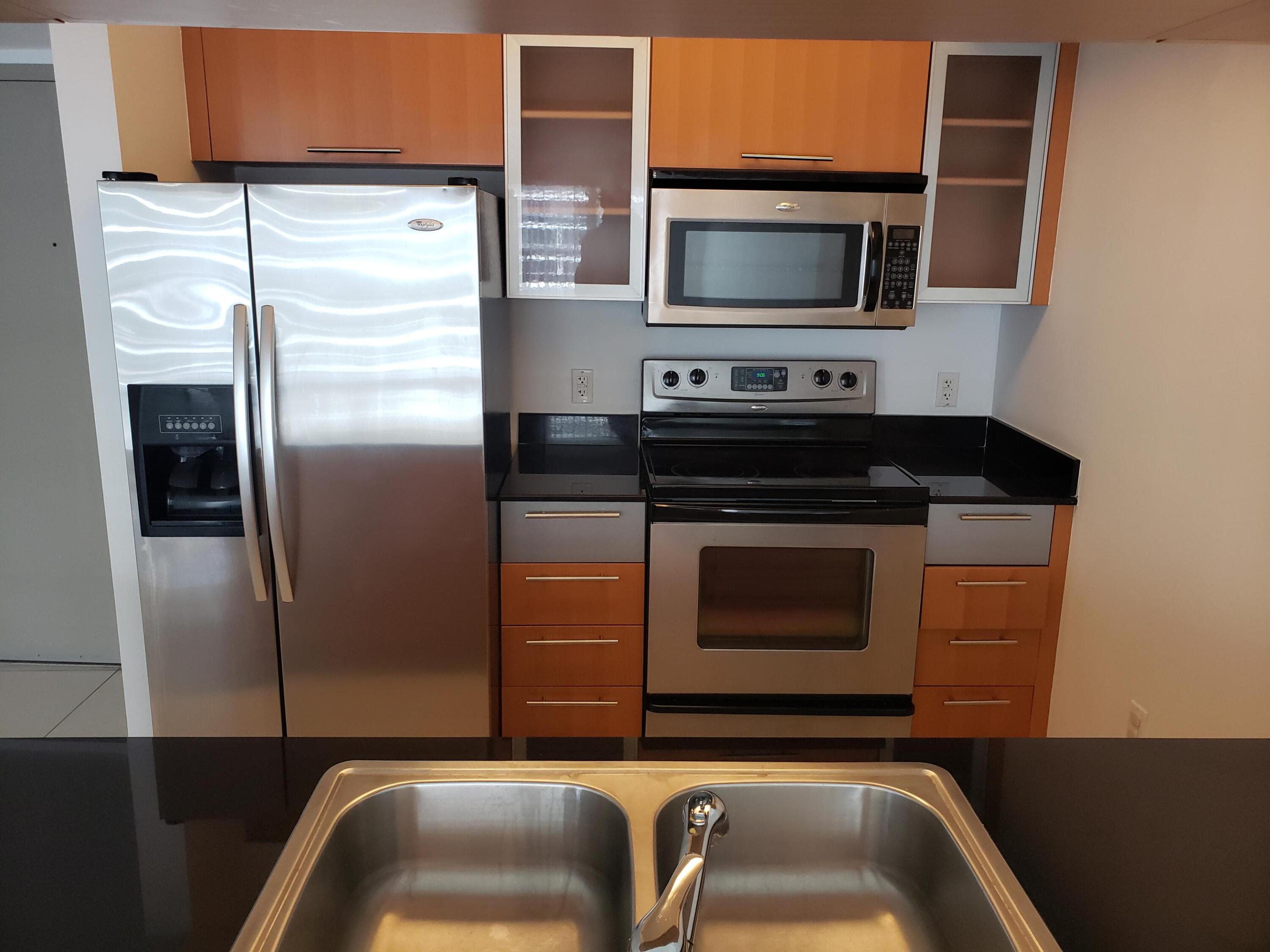 1750 N Bayshore Drive 5205