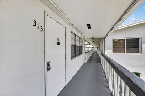 Tiny photo for 313 Durham Circle #I, Deerfield Beach, FL 33442 (MLS # B26016911)