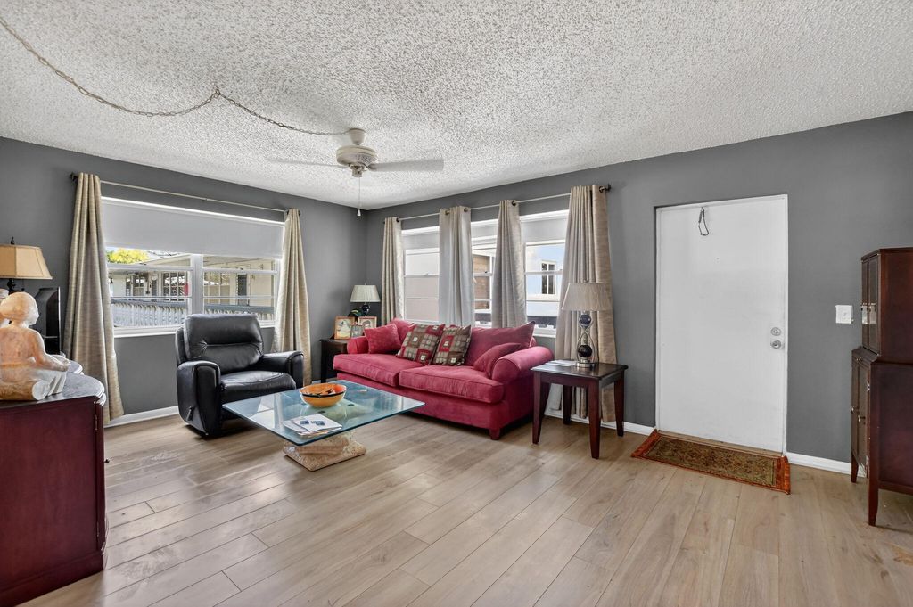 Photo of 313 Durham Circle #I, Deerfield Beach, FL 33442 (MLS # B26016911)