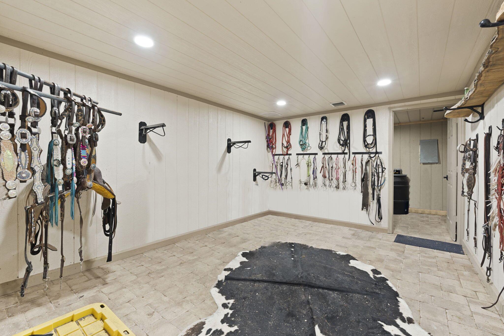 METES AND BOUNDS - Residential