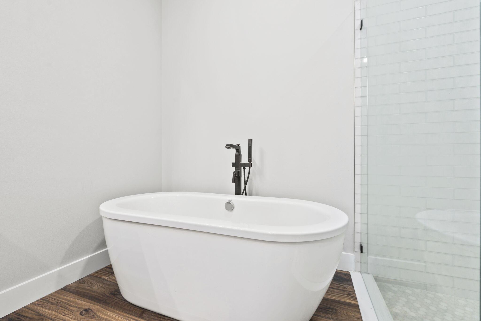 METES AND BOUNDS - Residential