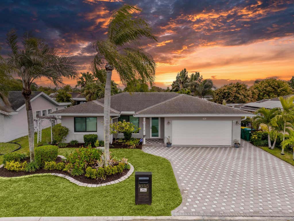 Photo of 8230 NW 95th Avenue, Tamarac, FL 33321 (MLS # R11056395)