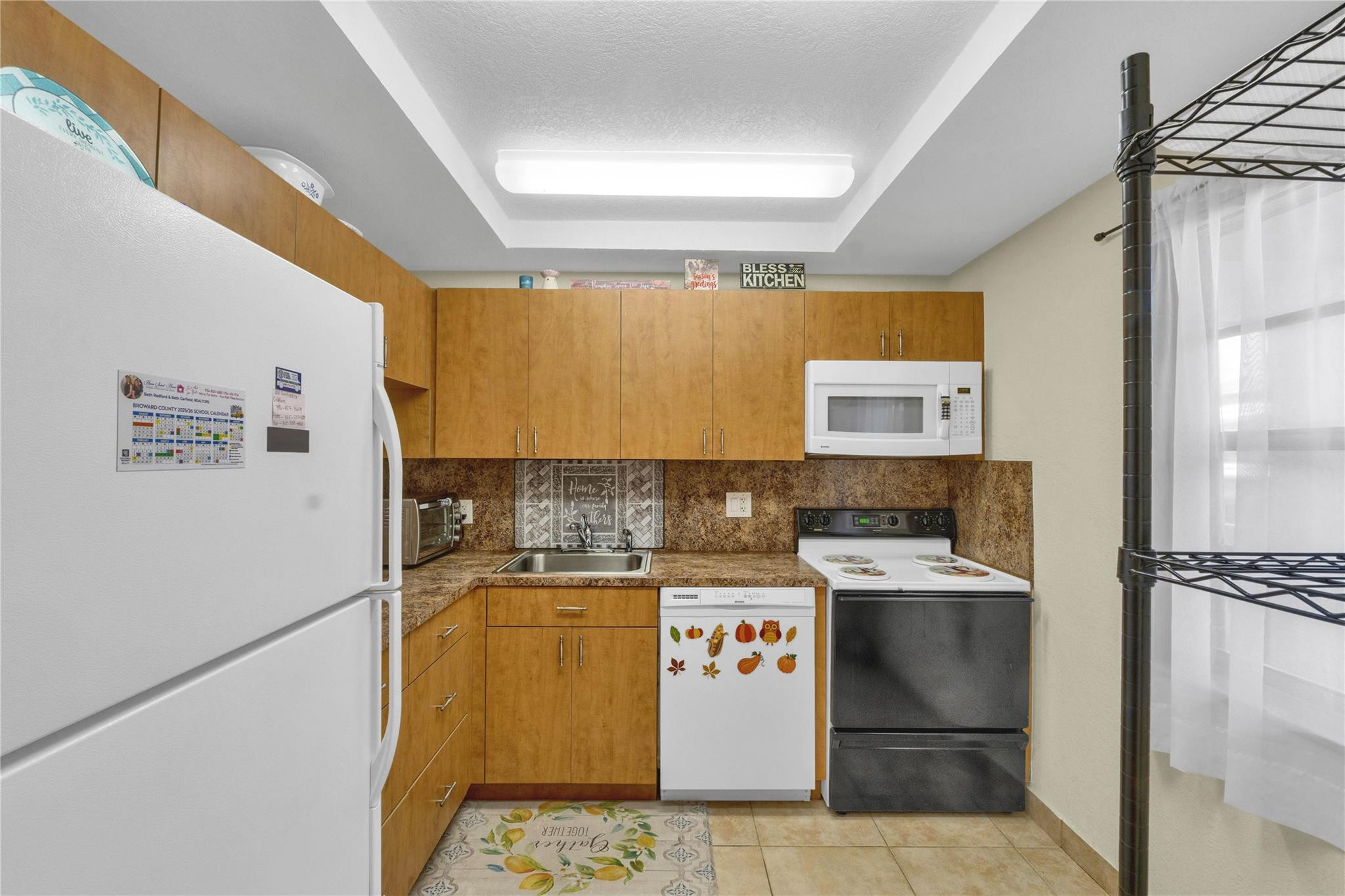 Oriole Golf & Tennis Club - Residential