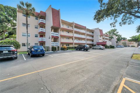 1015 Country Club Dr 203 Margate FL 33063
