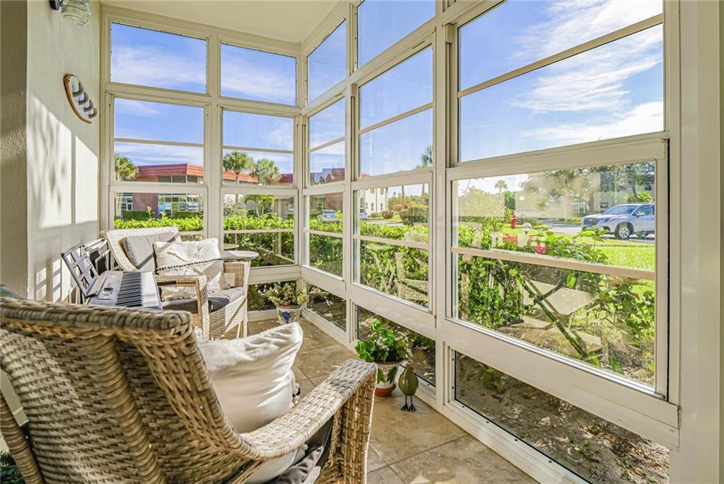 VISTA ROYALE - Residential Lease