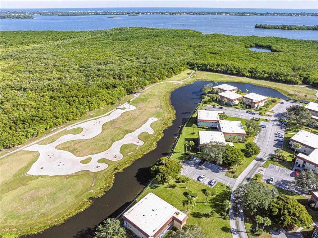 VISTA ROYALE - Residential Lease