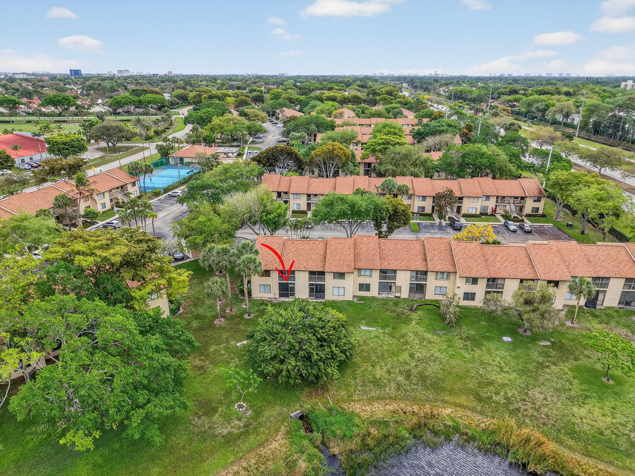 KENSINGTON WALK CONDO - Residential