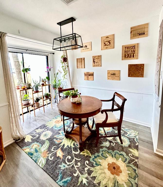 SOUTH SHORE NO 3 OF WELLINGTON - Residential Lease