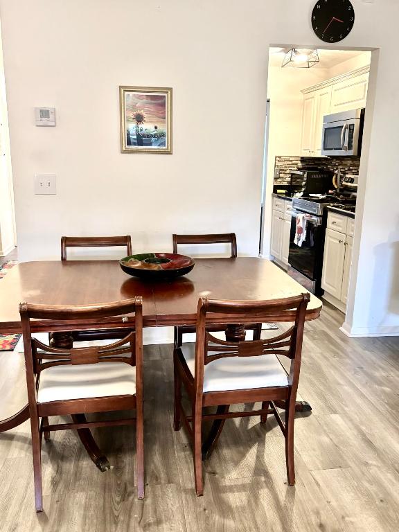 SOUTH SHORE NO 3 OF WELLINGTON - Residential Lease