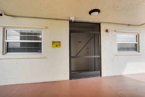 Tiny photo for 23247 N Barwood Ln Lane N #305, Boca Raton, FL 33428 (MLS # B26022677)