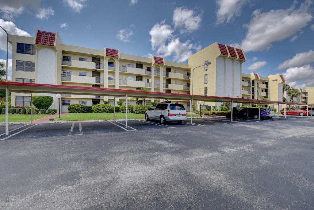 Photo of 23247 N Barwood Ln Lane N #305, Boca Raton, FL 33428 (MLS # B26022677)