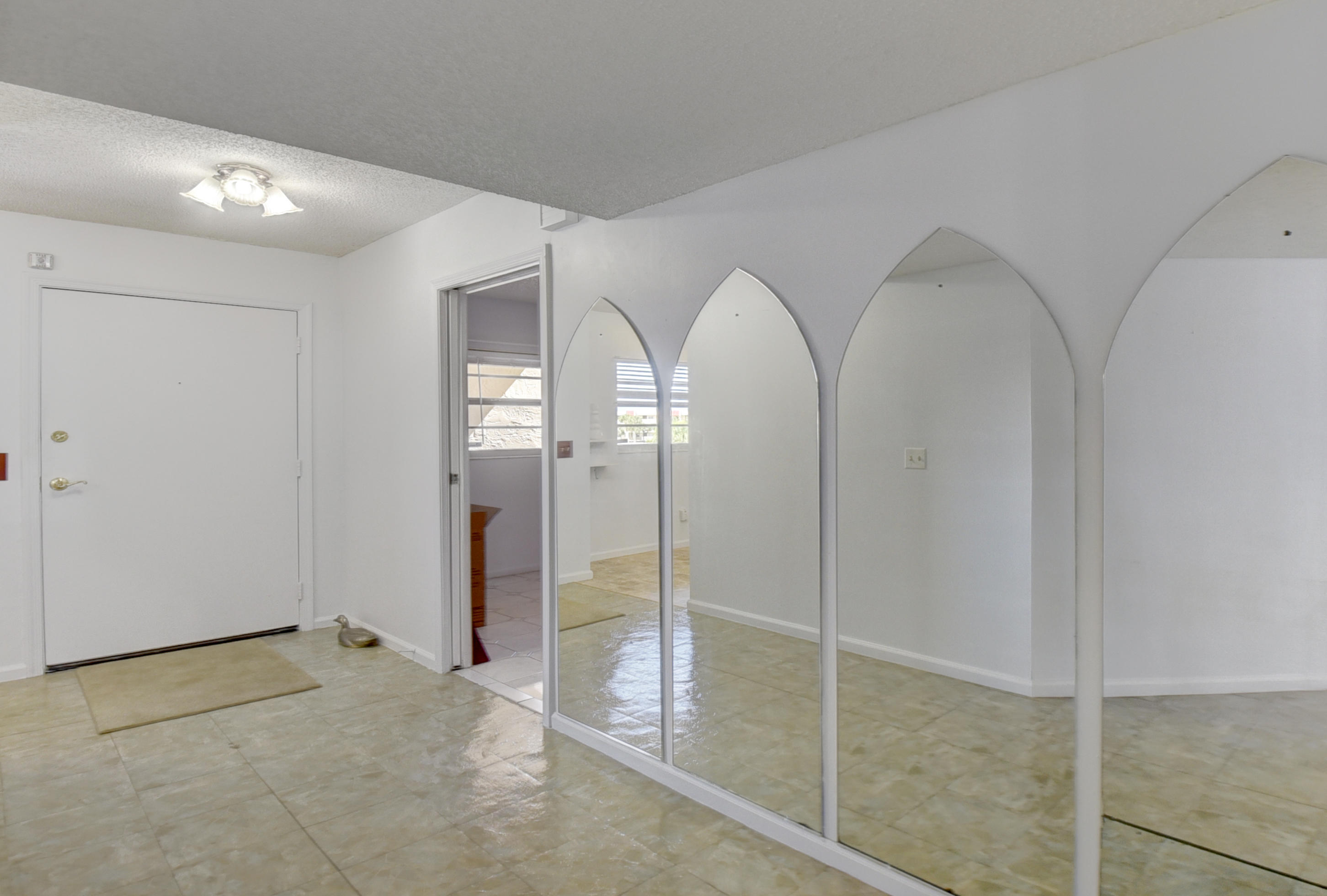 BARWOOD CONDO - Residential
