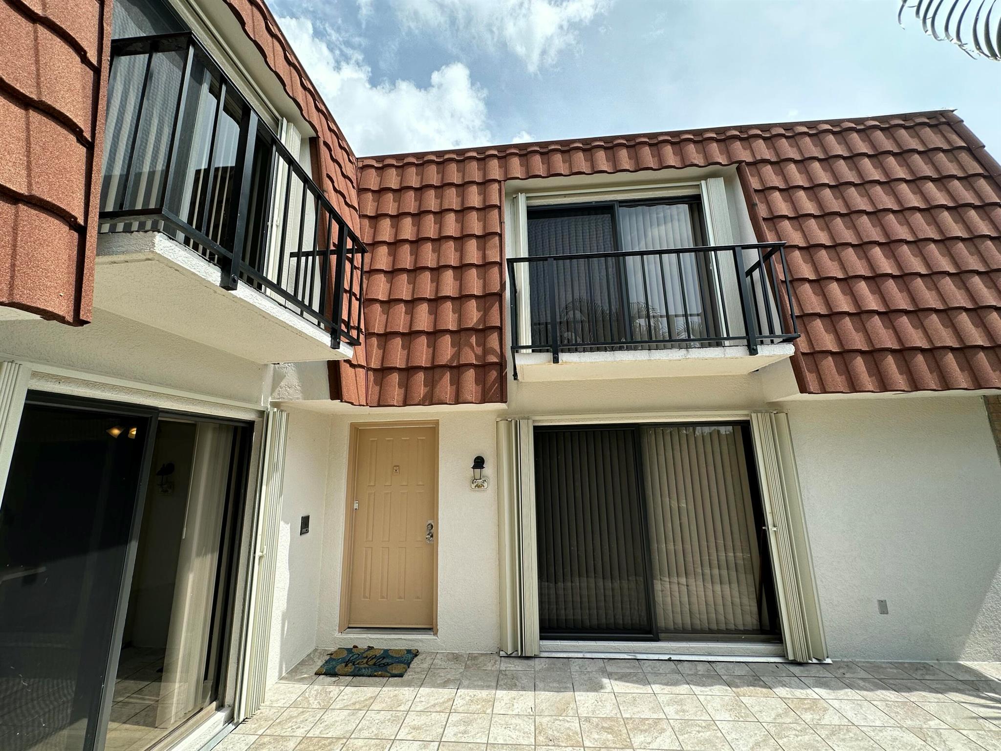 SPANISH WELLS CONDO II - Residential Lease