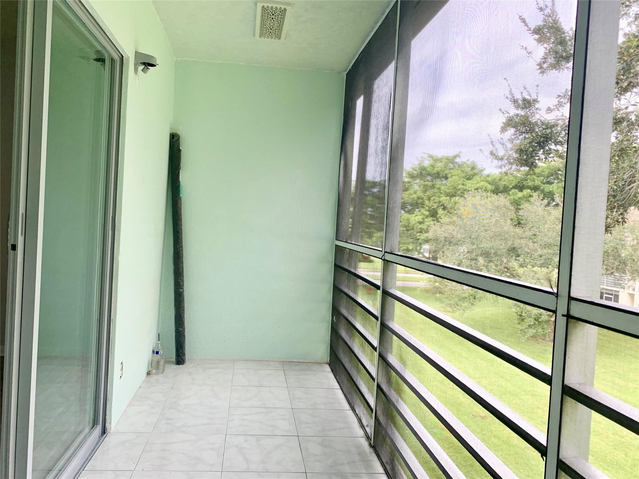 Mansfield/Century Village - Residential Lease