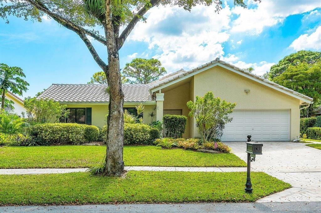 Photo of 2410 NW 36th Street, Boca Raton, FL 33431 (MLS # R10843017)