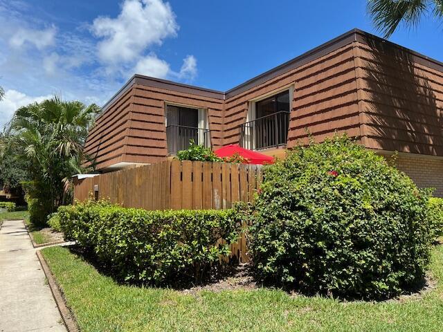 YOUR TROPICAL PARADISE AWAIT YOU! NEWLY RENOVATD KITCHEN & MASTER BATH WITH ALL THE MODERN UPGRADES, ALL NEW FURNITURE, KING- SIZE BED IN MASTER & TWINS IN GUEST ROOM. SPEND THE WINTER MONTHS ENJOYING FLORIDA SUNSHINE & SOUTHEAST OCEAN BREEZES. HUGE PATIO GREAT FOR ENTERTAINING. JUST A SHORT WALK TO OLYMPIC-SIZE COMMUNITY POOL, TENNIS, PICKLEBALL. DESIRABLE BLUFFS COMMUNITY IS CLOSE TO BEACH, SHOPPING & DINING.