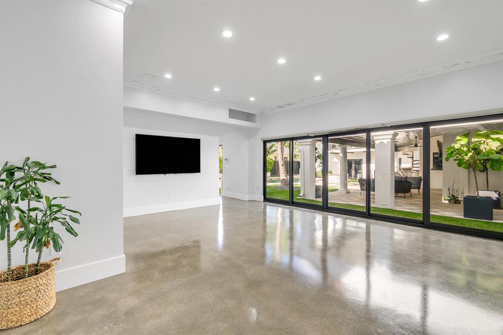 SOUTHEND - Residential