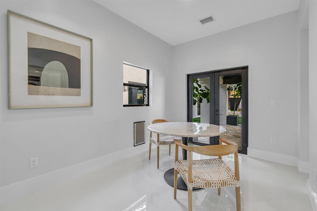 SOUTHEND - Residential