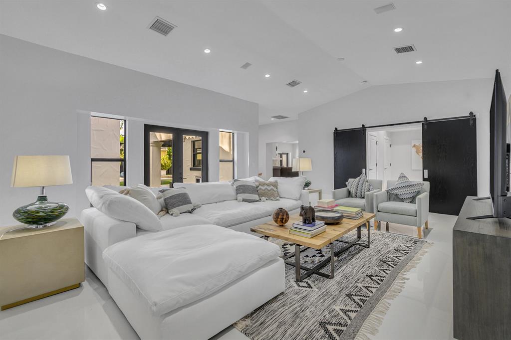 SOUTHEND - Residential